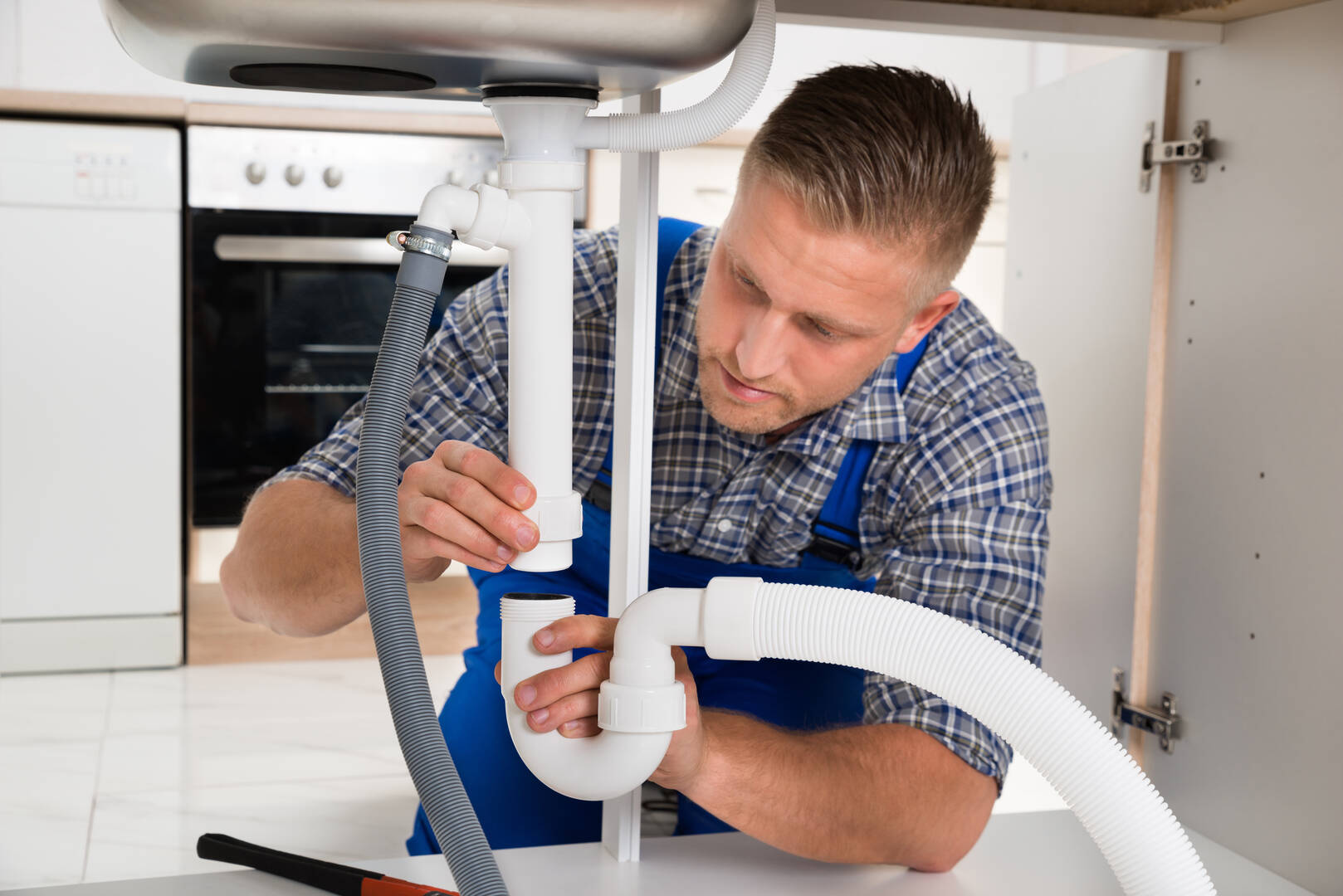 Stewart's De Rooting & Plumbing