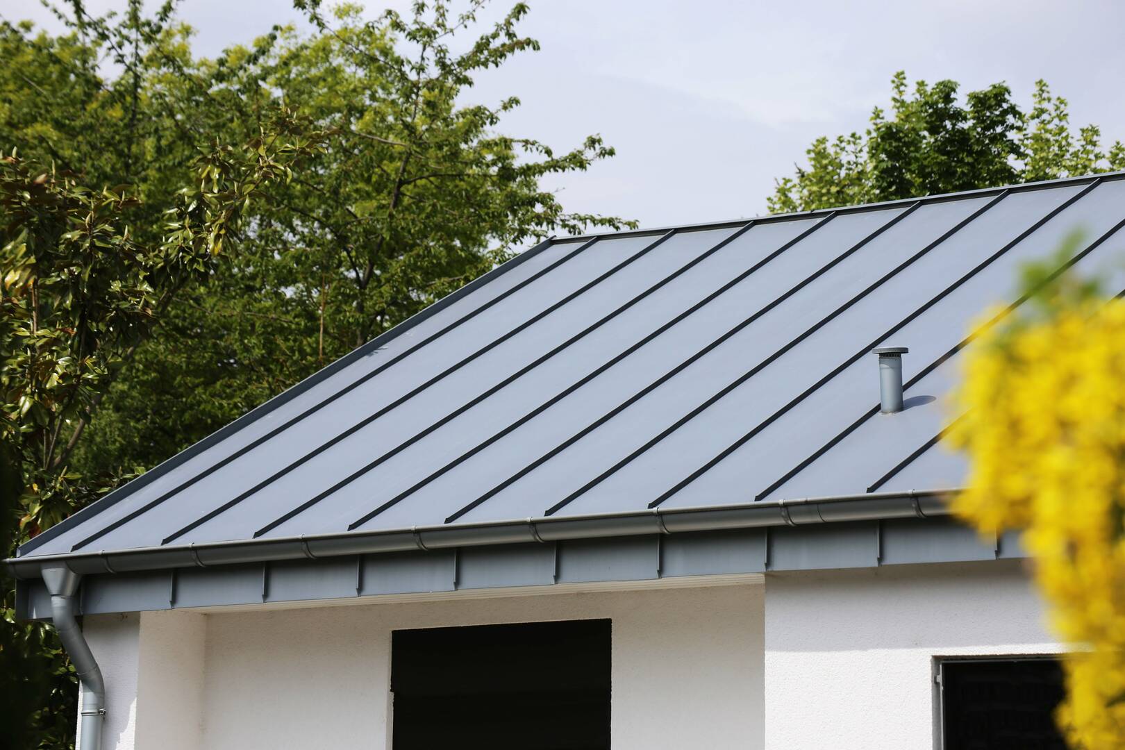 Toth Roofing