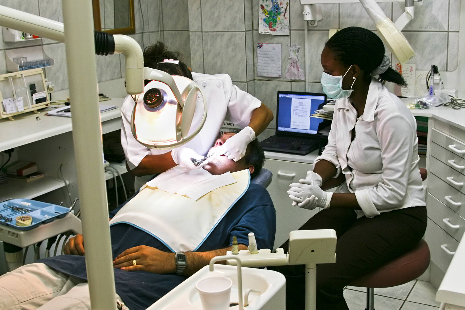 AQ Denture and Dental Implant Center